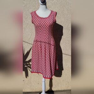 Max Studio Red and White Geometric Midi Dress